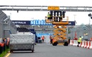 The start lights go up as preparations continue for the Australian Grand Prix