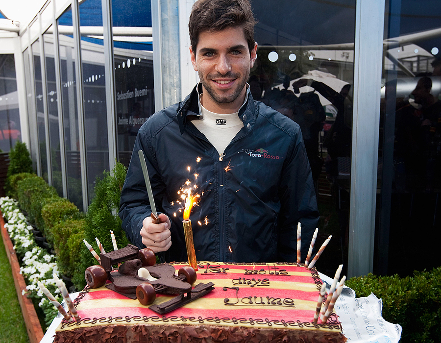 Toro Rosso's Jaime Alguersuari celebrates his 21st birthday with a car cake