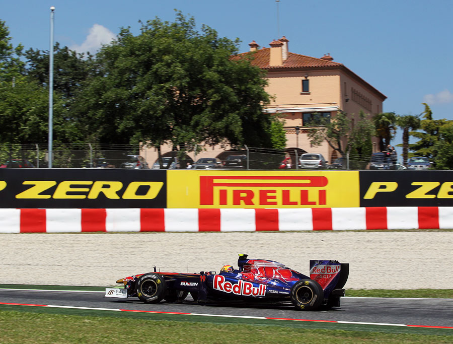 Jaime Alguersuari on a run on hard tyres in the afternoon